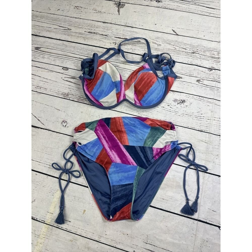 Robin Piccone Women Abstract Geometric Bikini Underwire Top High Waist Bottoms